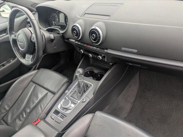 Used 2016 Audi A3 e-tron Prestige w/ Prestige Package image 28