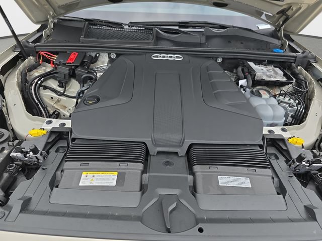 Used 2023 Audi Q7 2.0T Premium AWD/4WD image 35