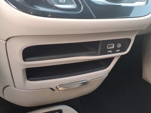 Used 2018 Chrysler Pacifica Touring Plus FWD image 17