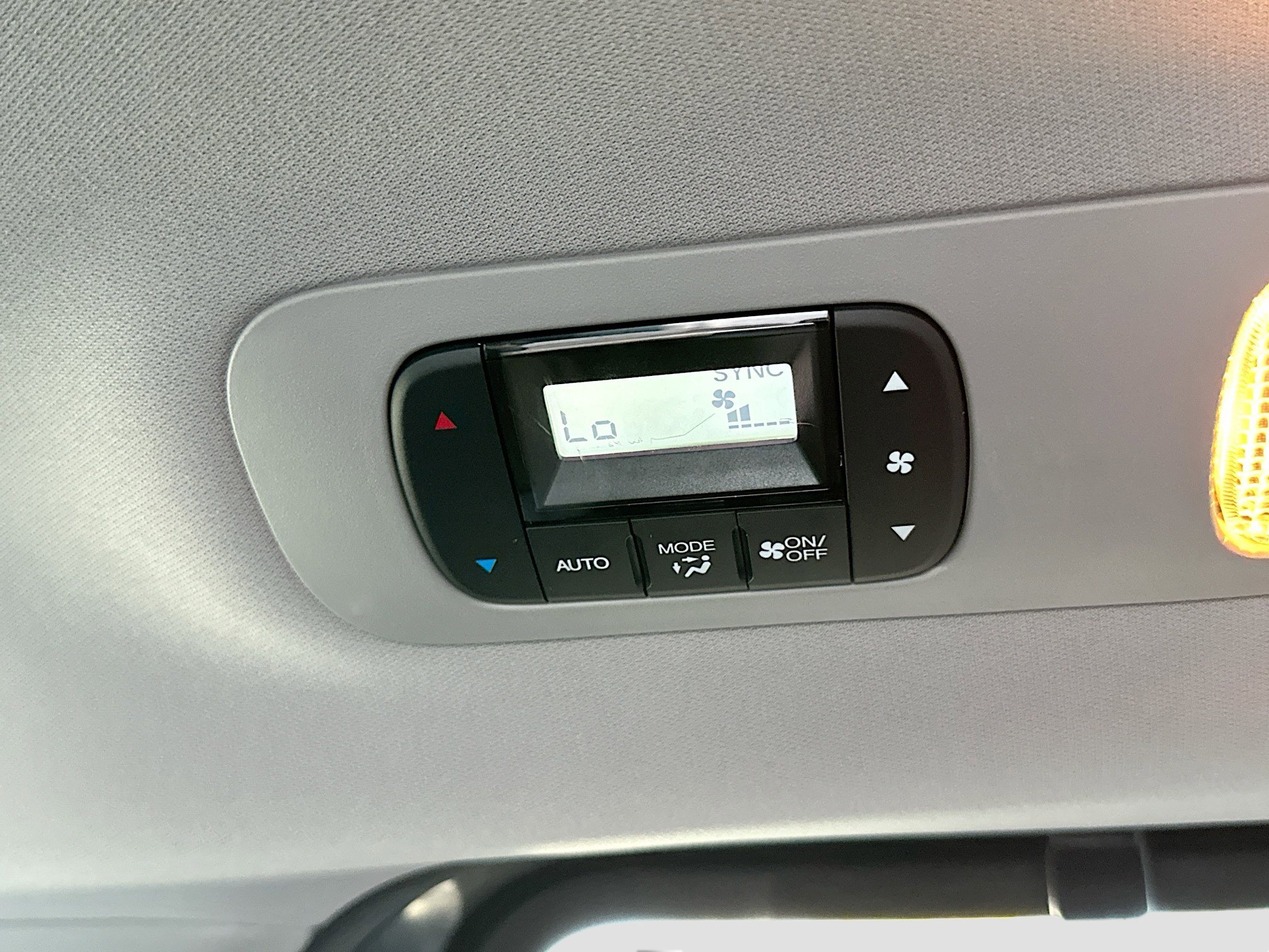 Used 2024 Honda Odyssey Elite image 28