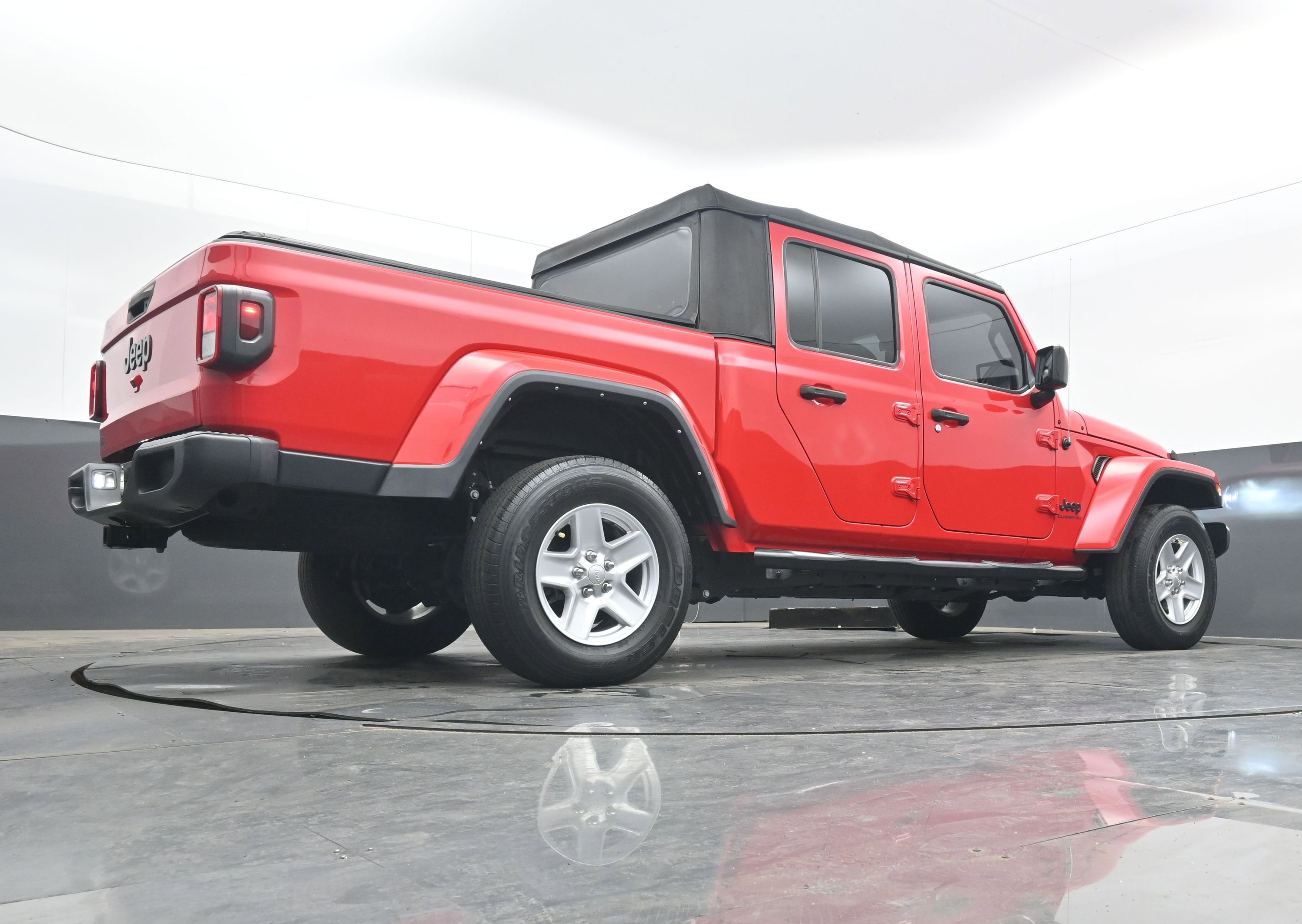 Used 2022 Jeep Gladiator Sport image 26
