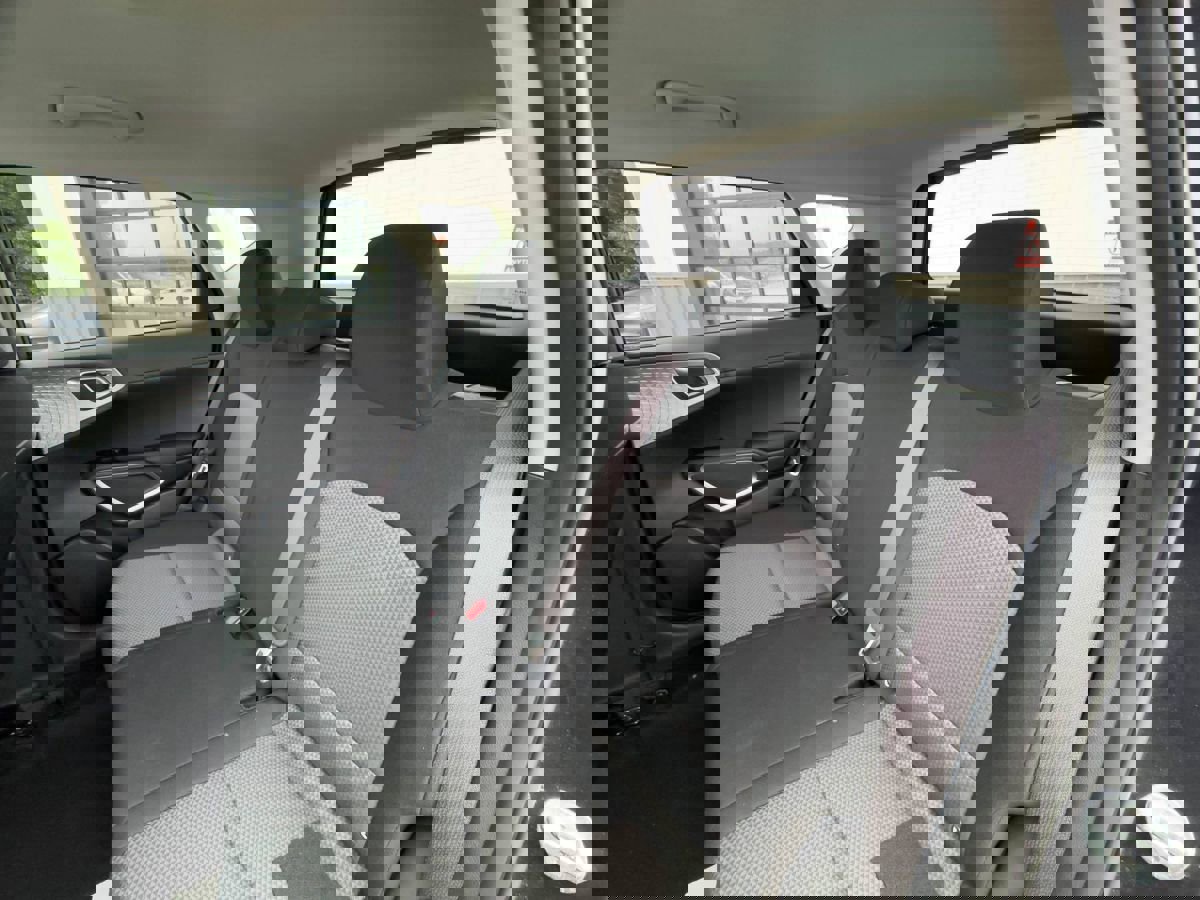 Used 2023 Kia Soul LX w/ LX Technology Package image 7
