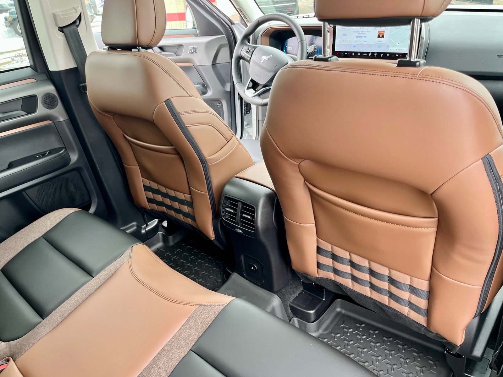 Used 2025 Ford Bronco Sport Outer Banks w/ Outer Banks Tech Package+ image 16