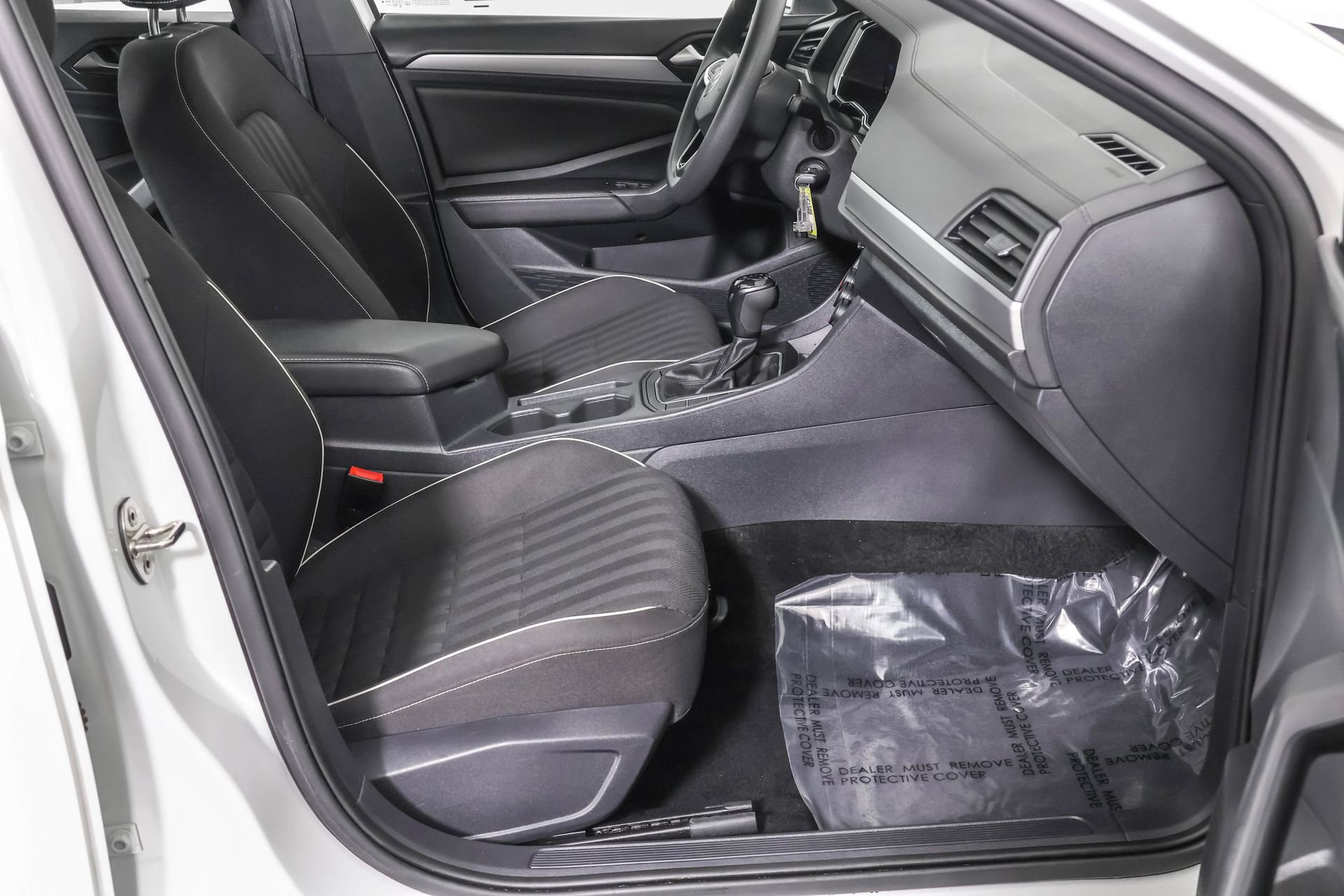 Used 2023 Volkswagen Jetta Sport image 42