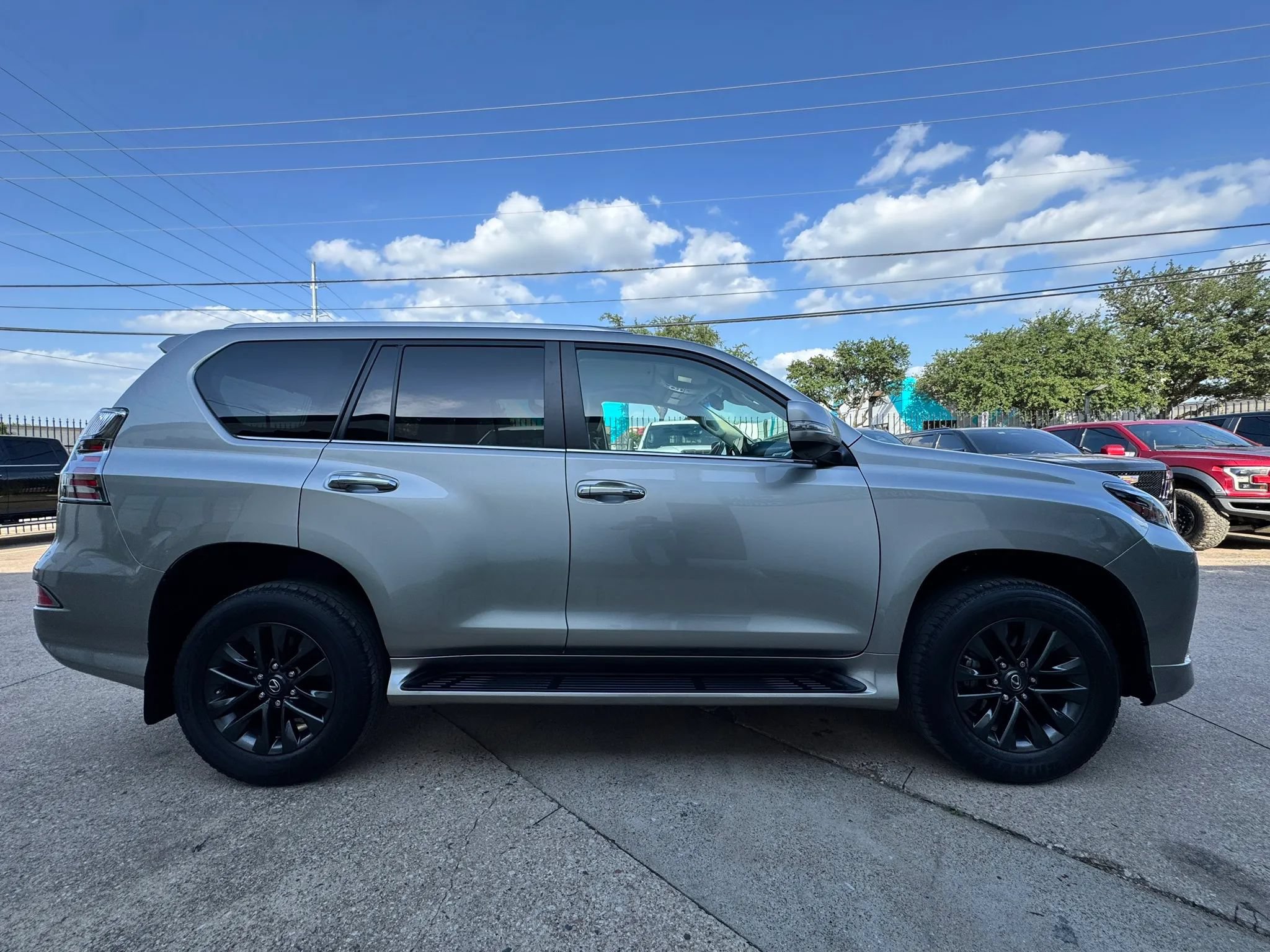 Used 2022 Lexus GX 460 Premium AWD/4WD image 4