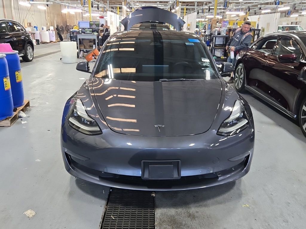 Used 2022 Tesla Model 3 Long Range AWD/4WD image 2