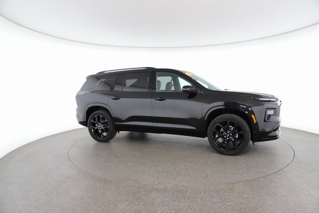 Used 2025 Chevrolet Traverse RS w/ LPO, Floor Liner Package image 24