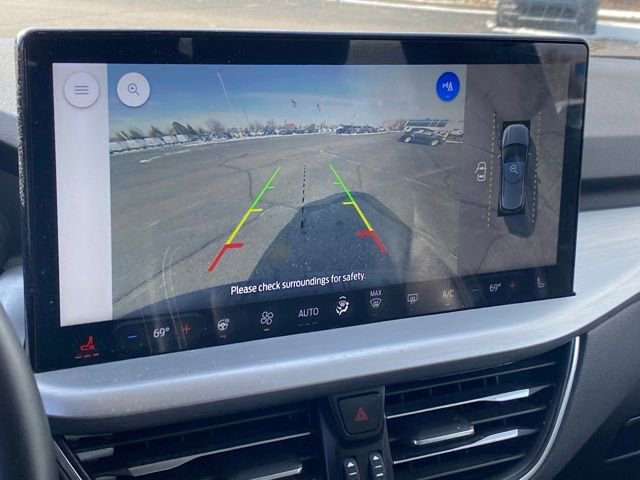 Used 2023 Ford Escape Platinum image 11