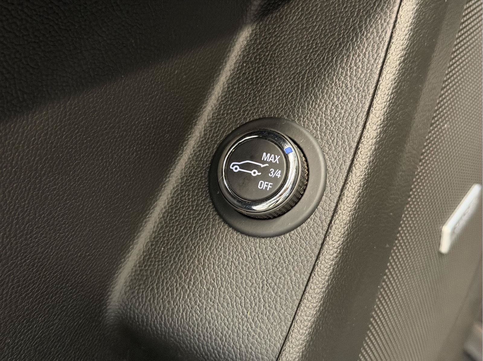 Used 2023 Chevrolet Traverse RS w/ LPO, Floor Liner Package AWD/4WD image 45