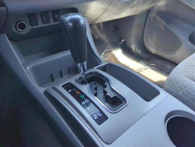 Used 2010 Toyota Tacoma PreRunner image 12