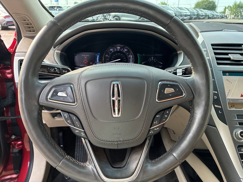Used 2018 Lincoln MKZ Reserve w/ Technology Package FWD image 13