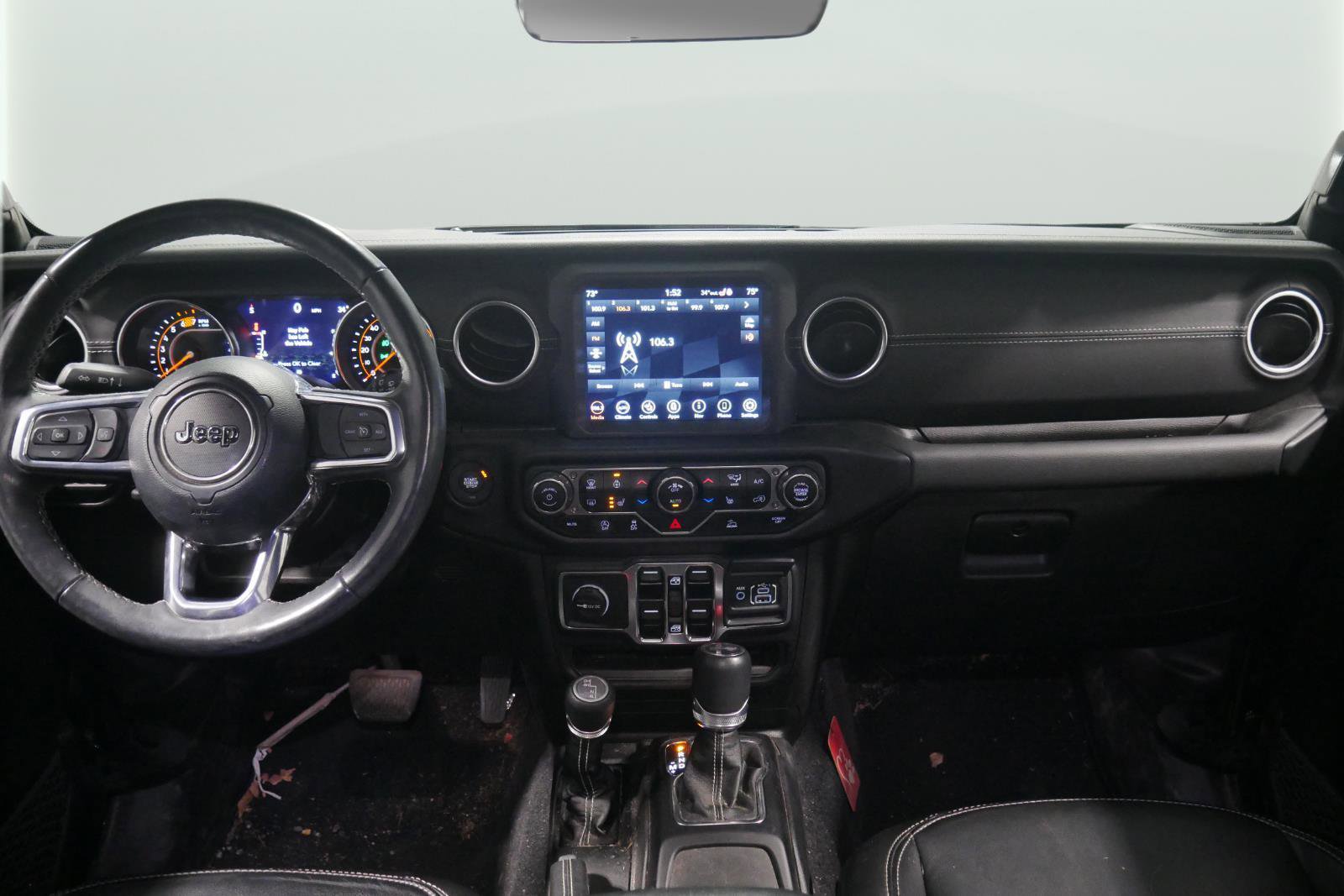 Used 2023 Jeep Wrangler Sahara w/ Cold Weather Group image 37