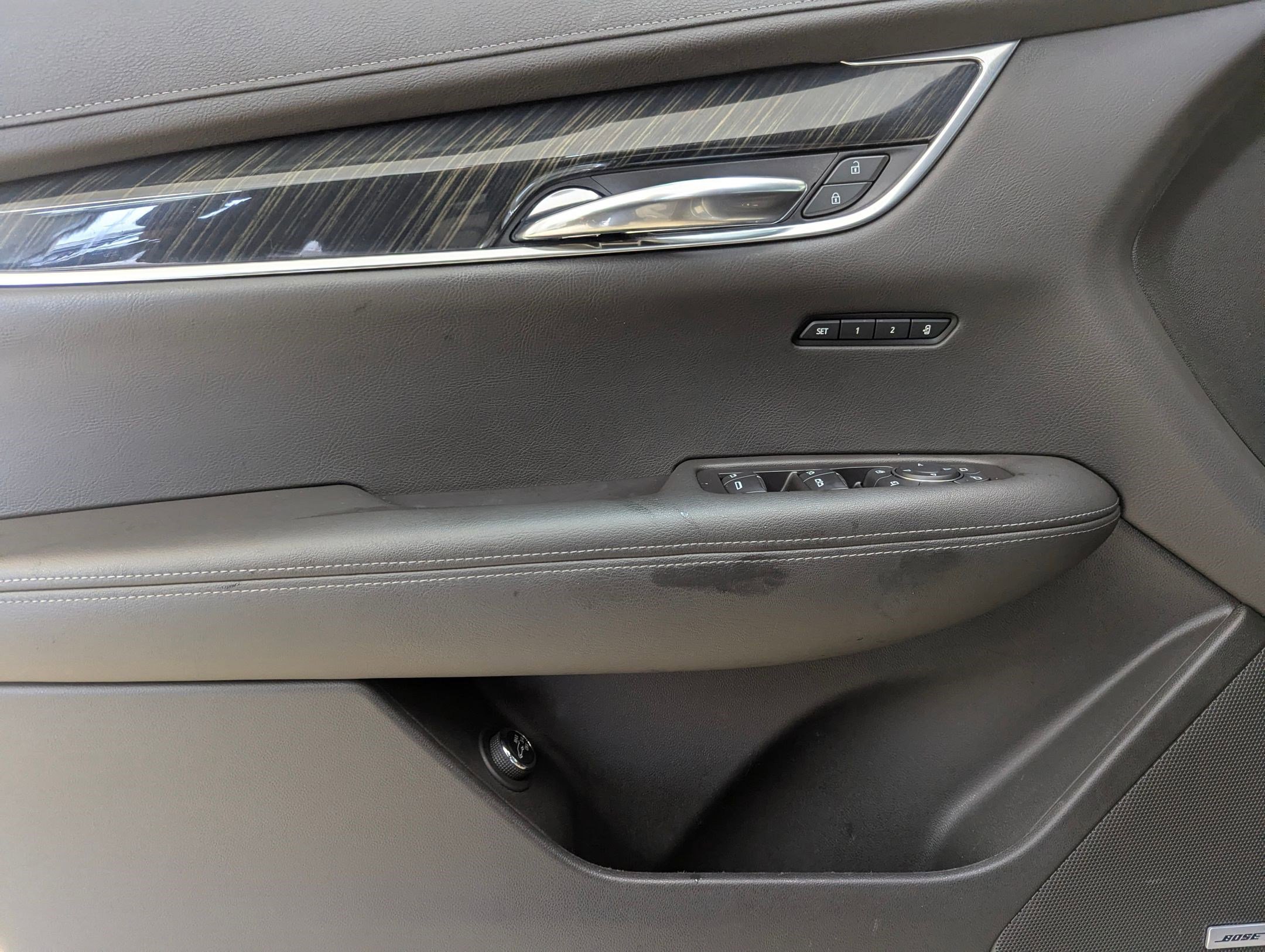 Used 2020 Cadillac XT6 Premium Luxury image 13