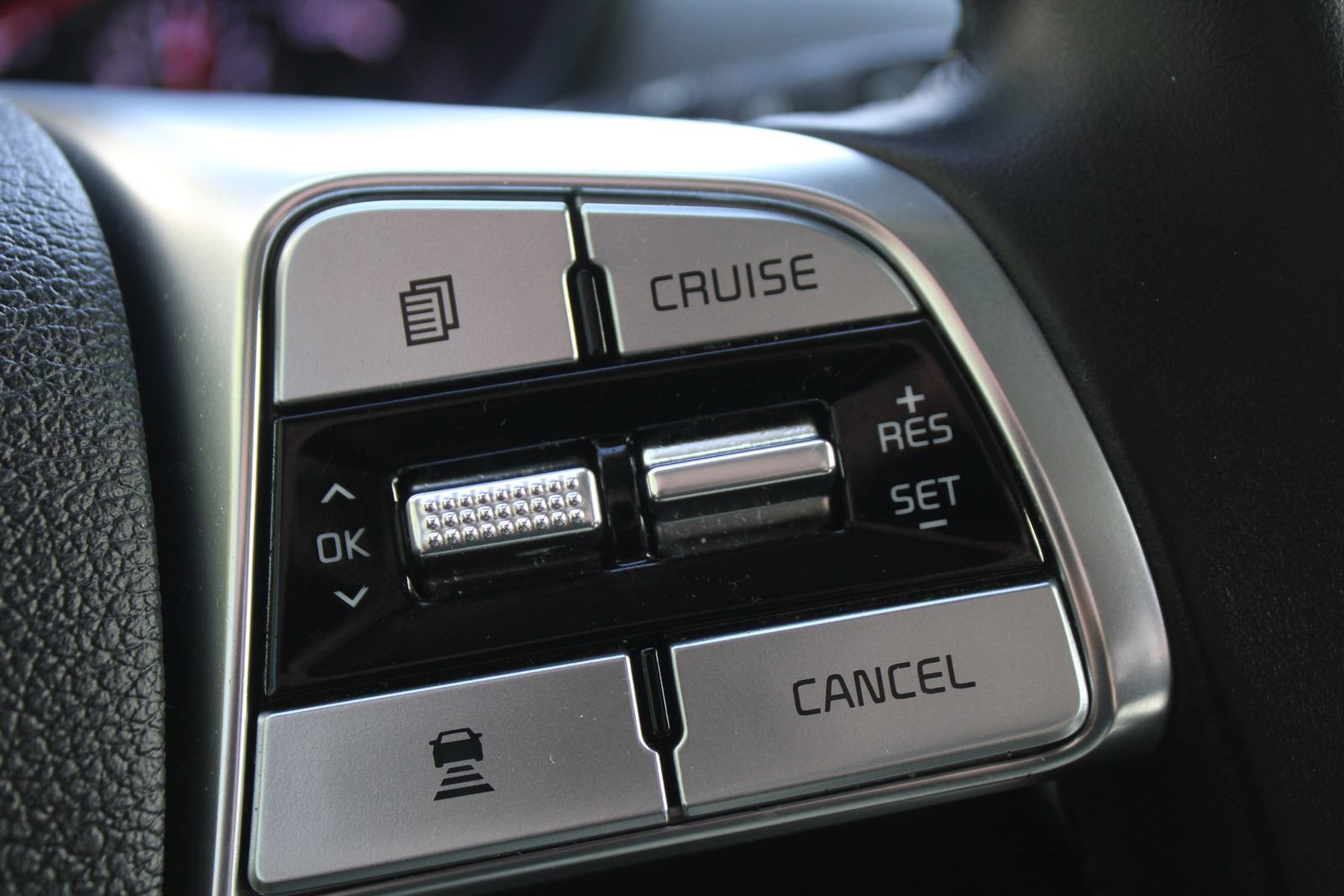 Certified 2021 Kia Telluride S image 31