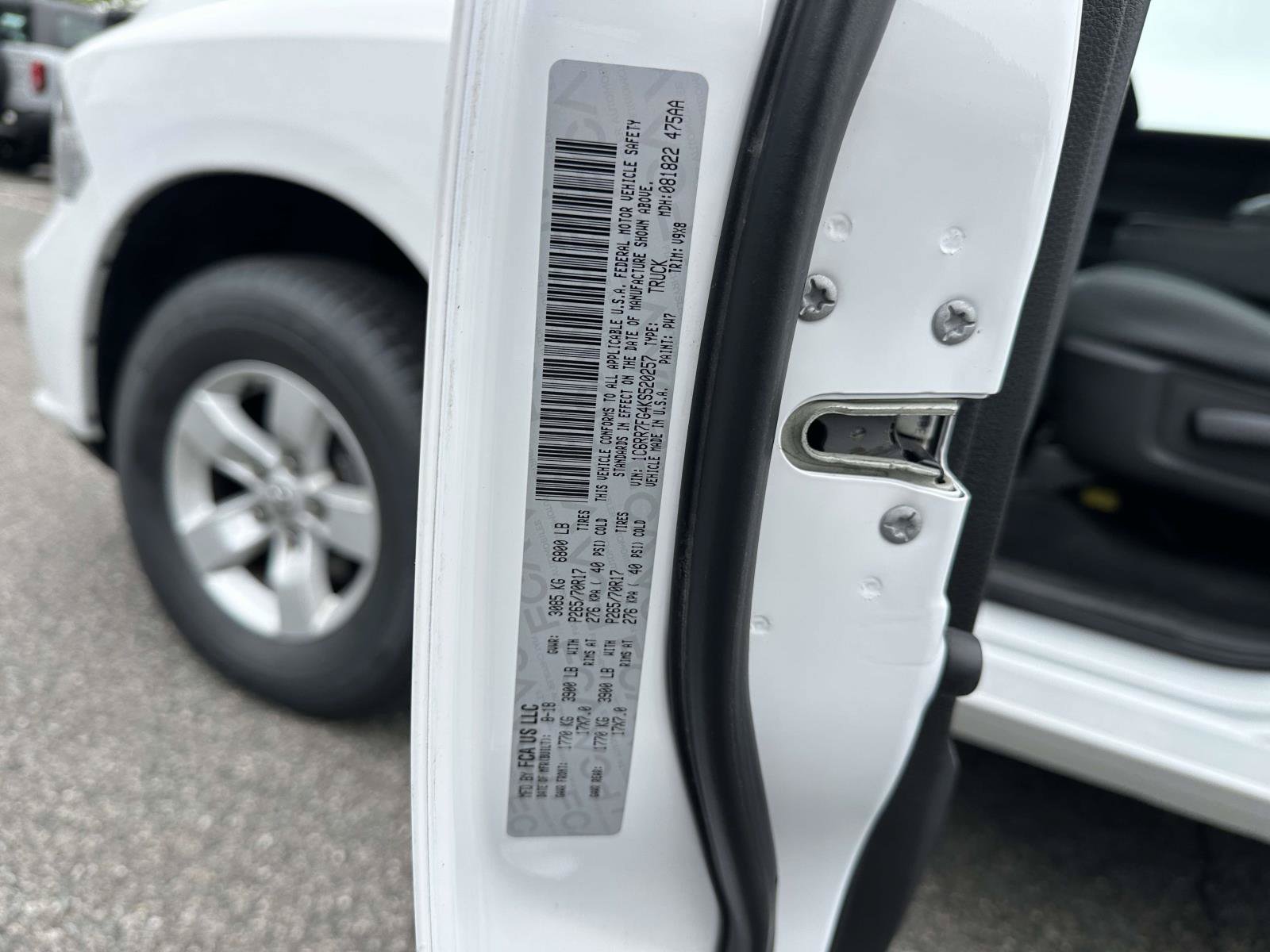 Used 2019 RAM 1500 Express AWD/4WD image 14