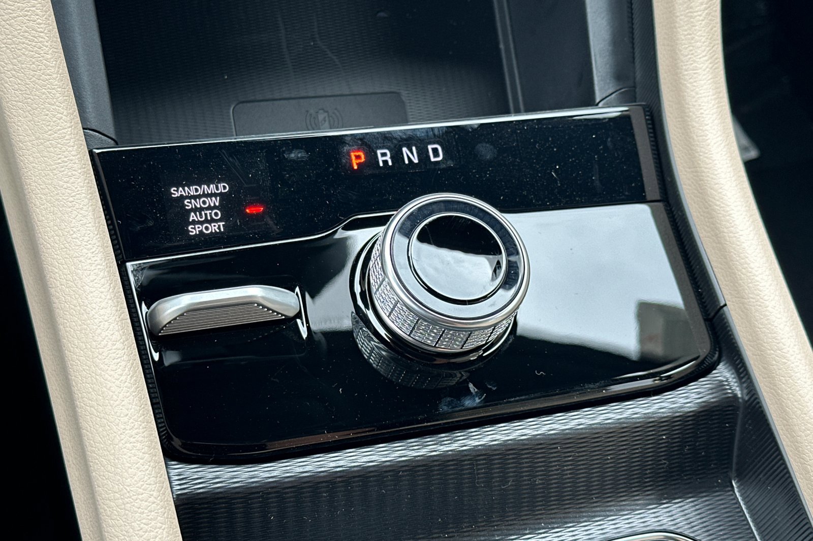 New 2025 Jeep Grand Cherokee L Limited w/ Luxury Tech Group II image 22