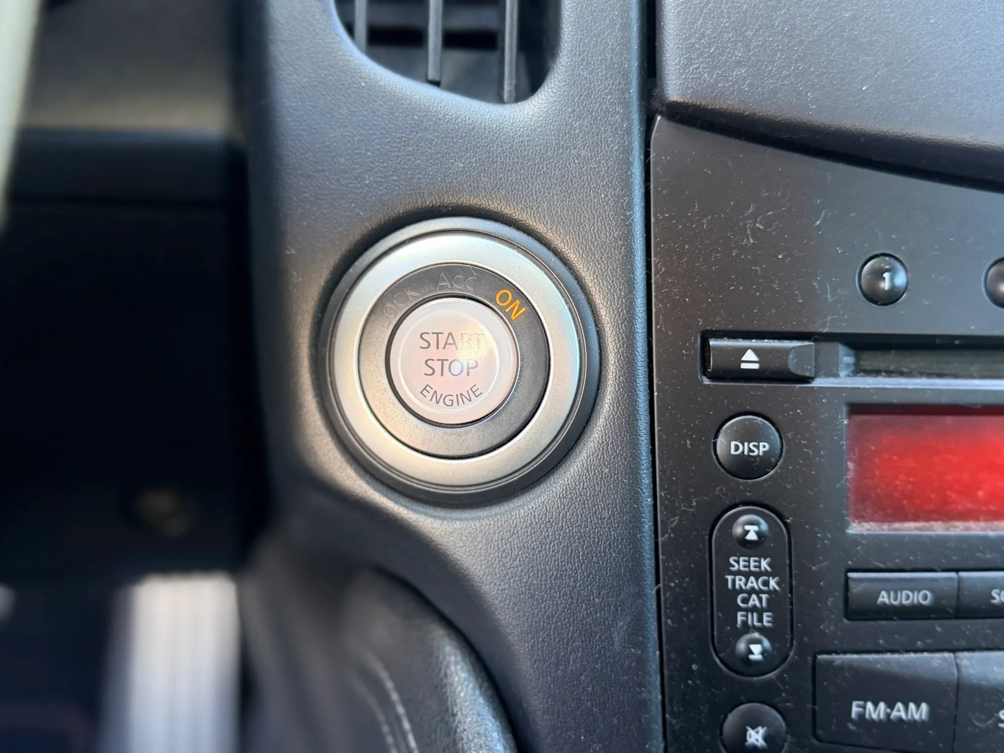 Used 2011 Nissan 370Z Touring w/ Sport Pkg RWD image 23