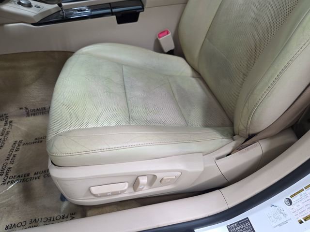 Used 2013 Lexus ES 350 w/ Luxury Pkg image 29