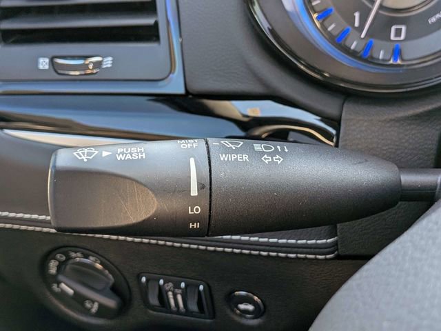 Certified 2023 Chrysler 300 C RWD image 27