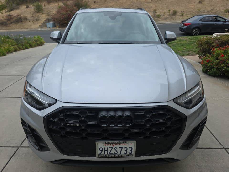 Used 2023 Audi Q5 e Prestige w/ Prestige Package AWD/4WD image 2