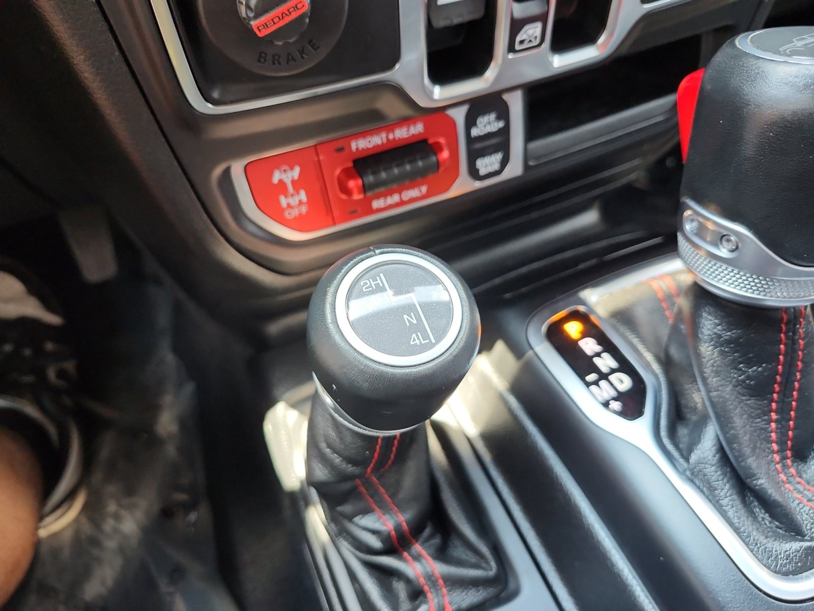 Used 2021 Jeep Gladiator Rubicon AWD/4WD image 23