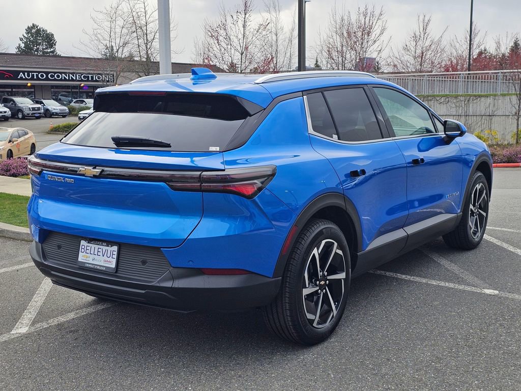 New 2026 Chevrolet Equinox EV LT image 5