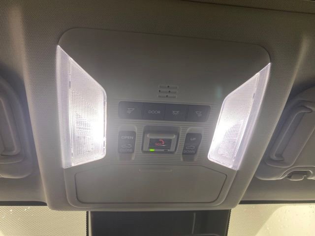 Used 2025 Toyota RAV4 XLE w/ Convenience Package image 23