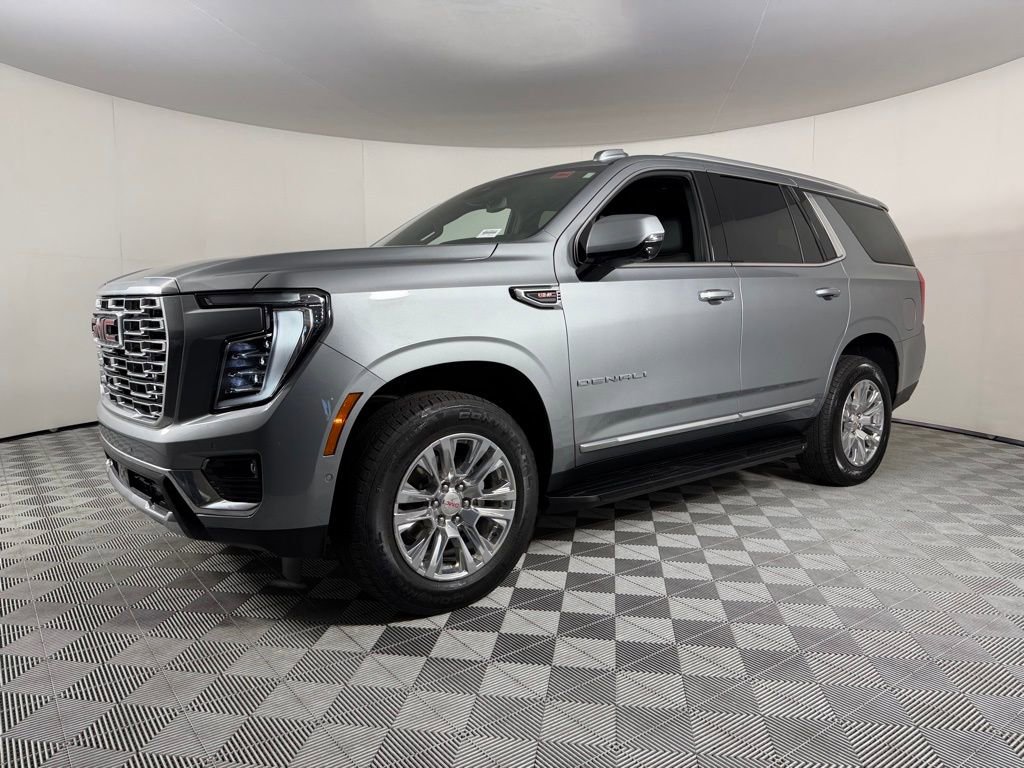 Used 2025 GMC Yukon Denali image 3