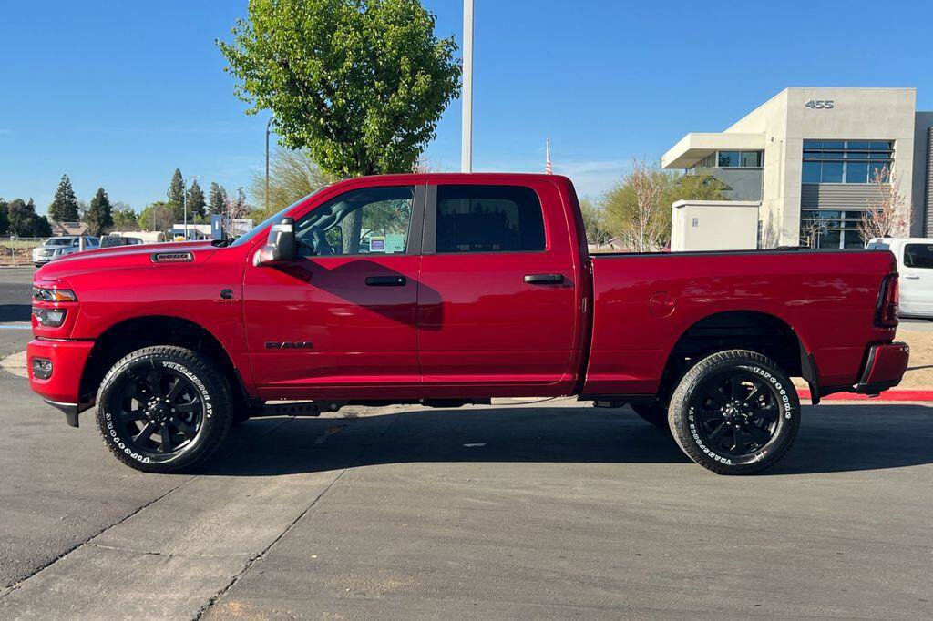 New 2026 RAM 2500 Big Horn AWD/4WD image 7