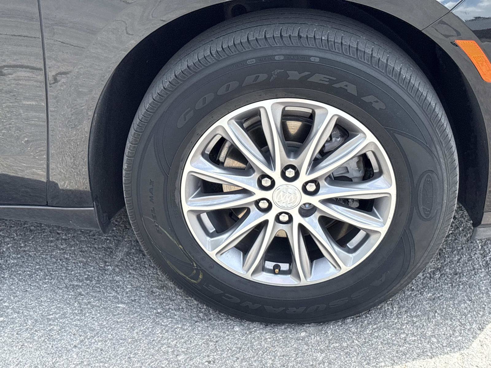 Certified 2022 Buick Enclave Premium FWD image 10