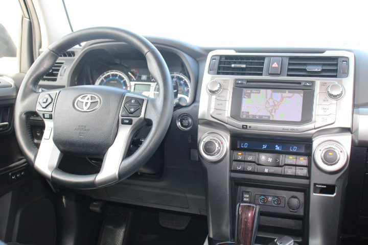 Used 2017 Toyota 4Runner Limited image 24