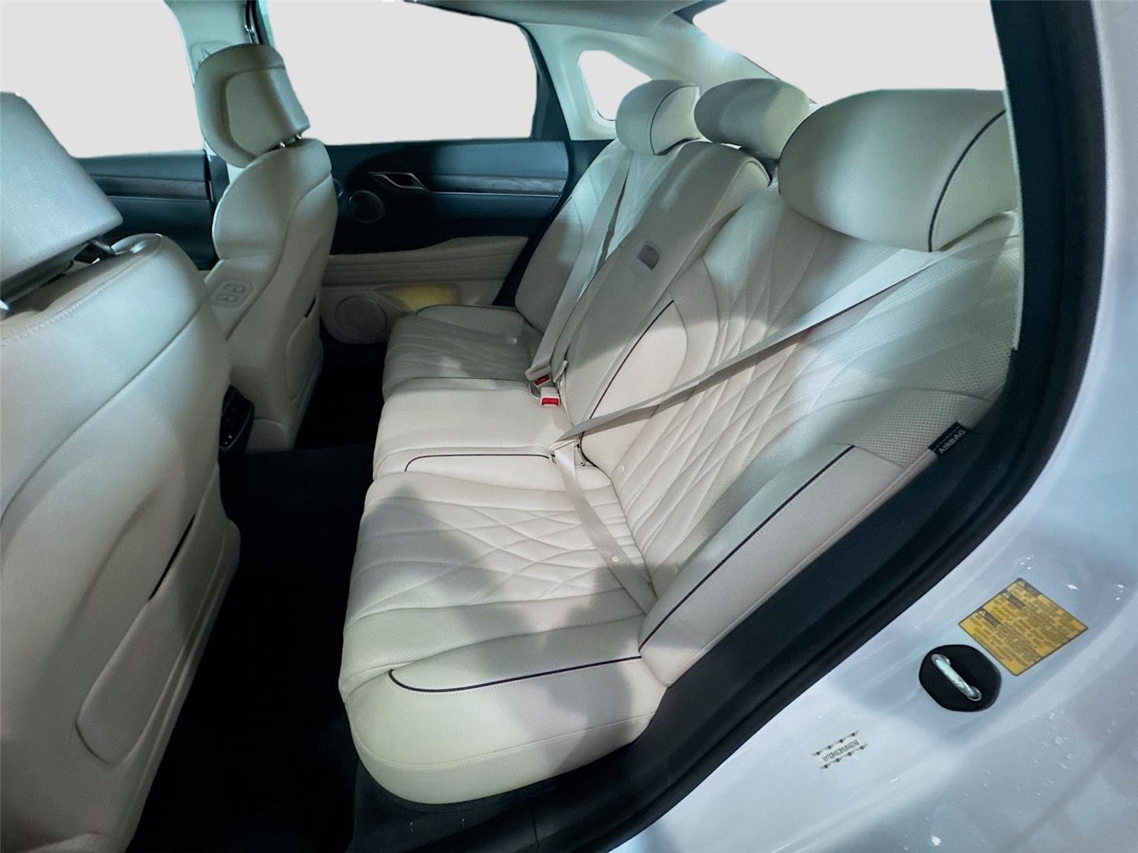 Used 2021 Genesis G80 2.5T w/ Prestige Package image 12