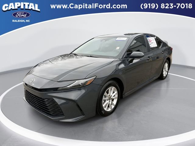 Used 2025 Toyota Camry LE video 1