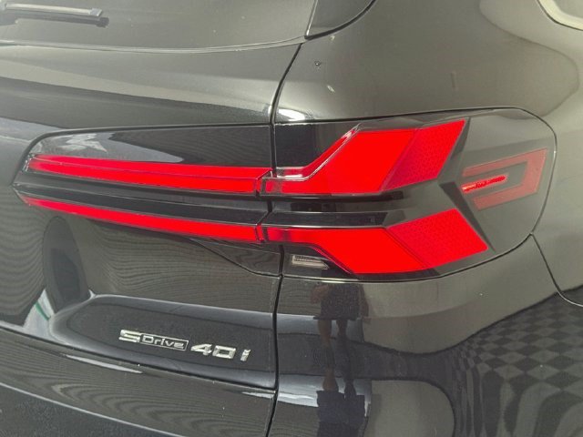 Used 2026 BMW X5 sDrive40i RWD image 33