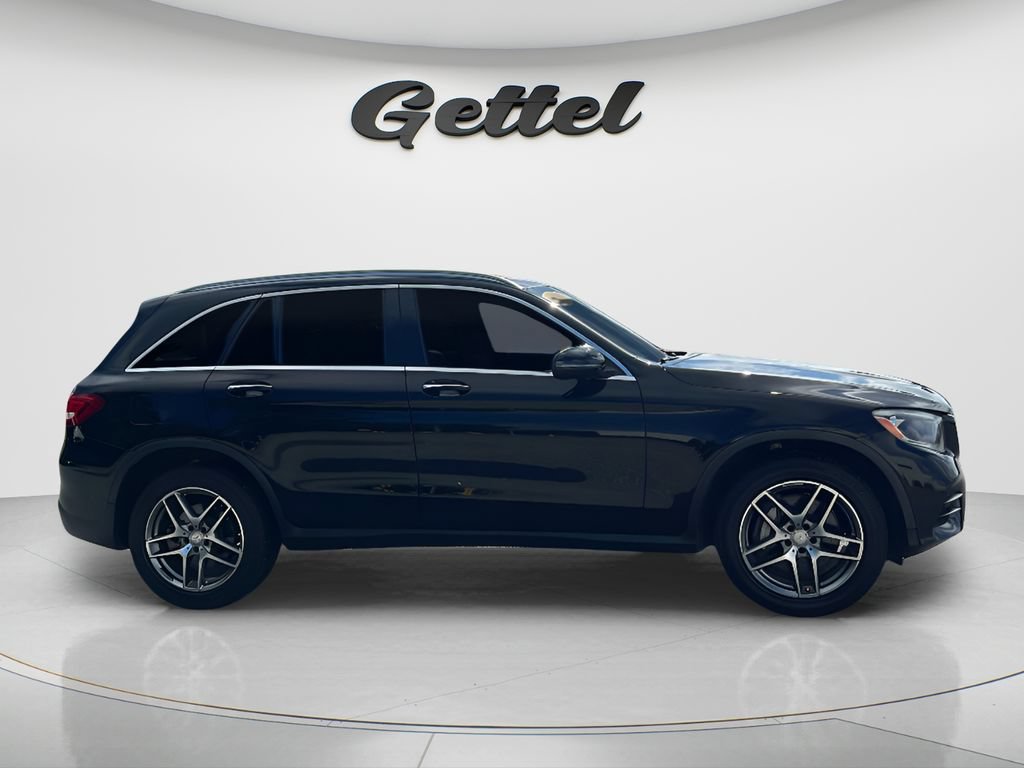 Used 2016 Mercedes-Benz GLC 300 image 4