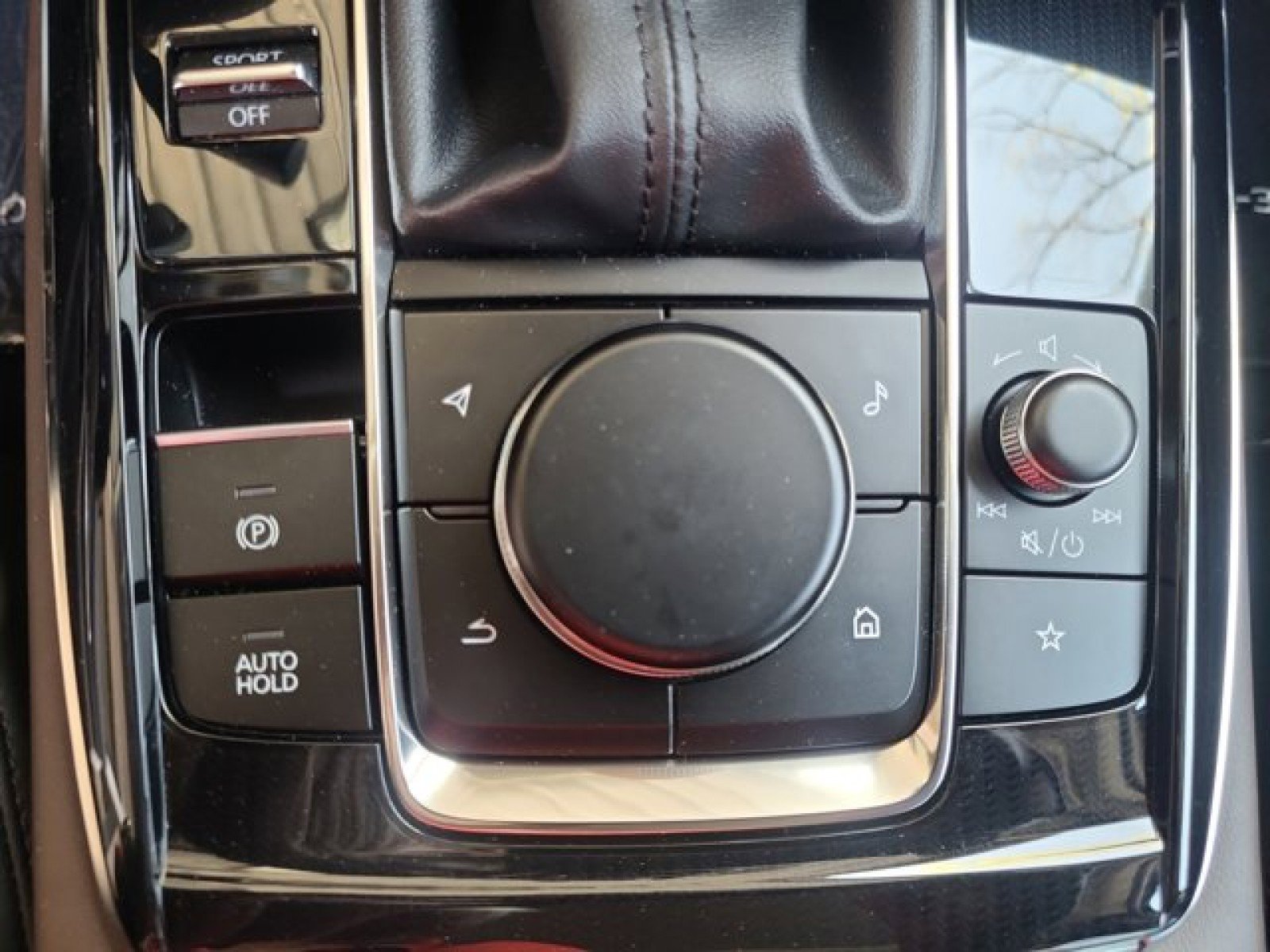 Used 2022 MAZDA CX-30 2.5 Turbo w/ Premium Package image 34