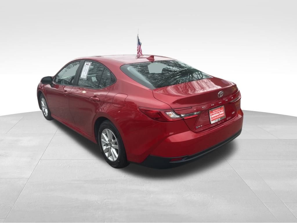 Used 2025 Toyota Camry LE image 19