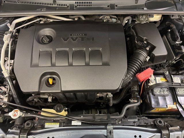 Used 2018 Toyota Corolla SE image 39