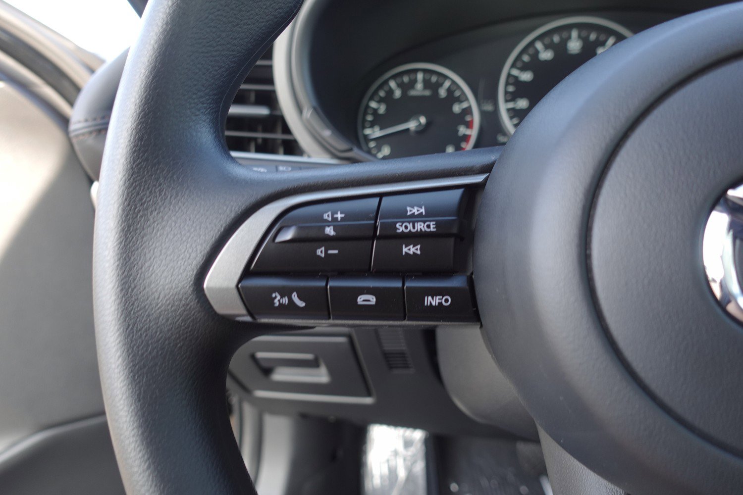 New 2026 MAZDA MAZDA3 s image 14