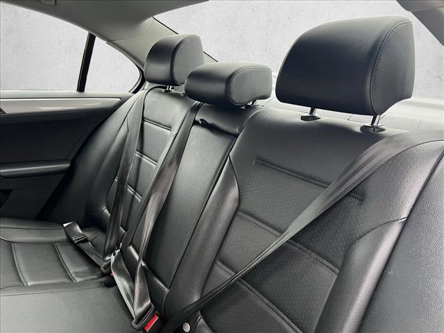 Used 2018 Volkswagen Jetta SE image 15