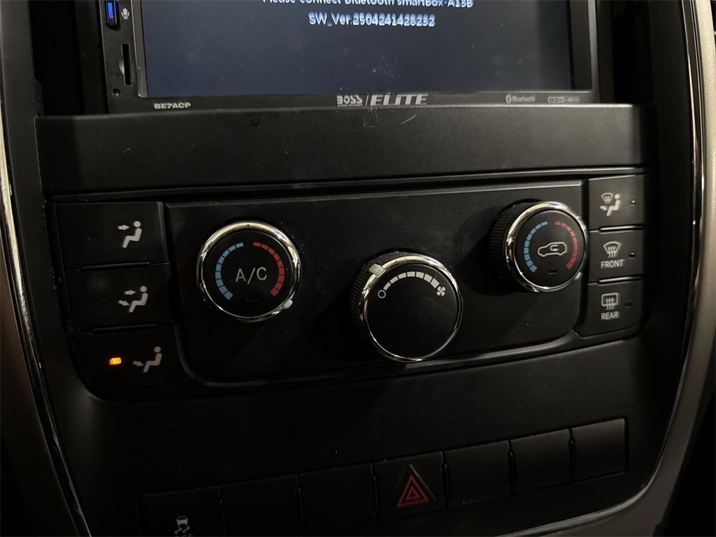 Used 2012 Jeep Grand Cherokee Laredo w/ Laredo E Group image 15