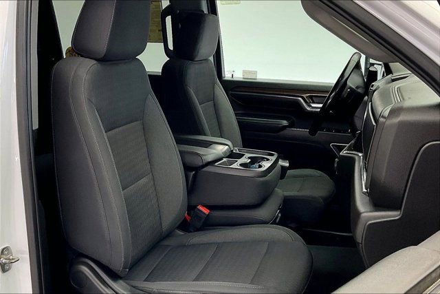 Used 2024 Chevrolet Silverado 2500 LT image 6