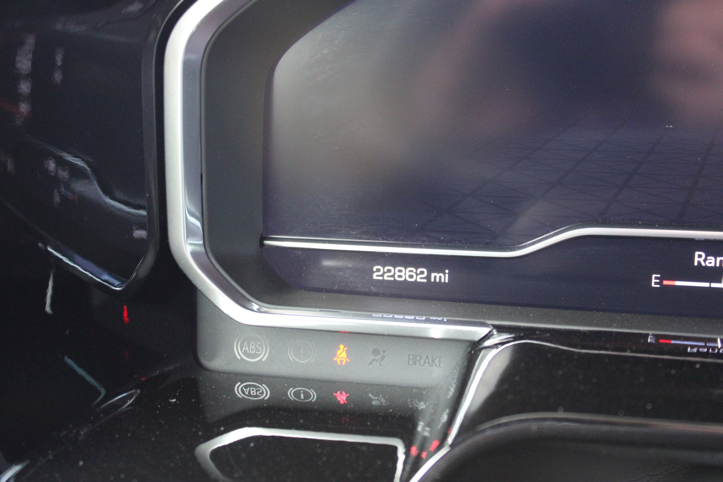 Used 2025 GMC Sierra 1500 Elevation w/ LPO, Elevation Black Package AWD/4WD image 3