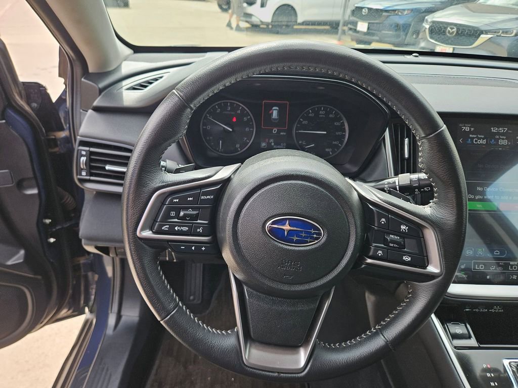 Used 2025 Subaru Outback Premium image 18