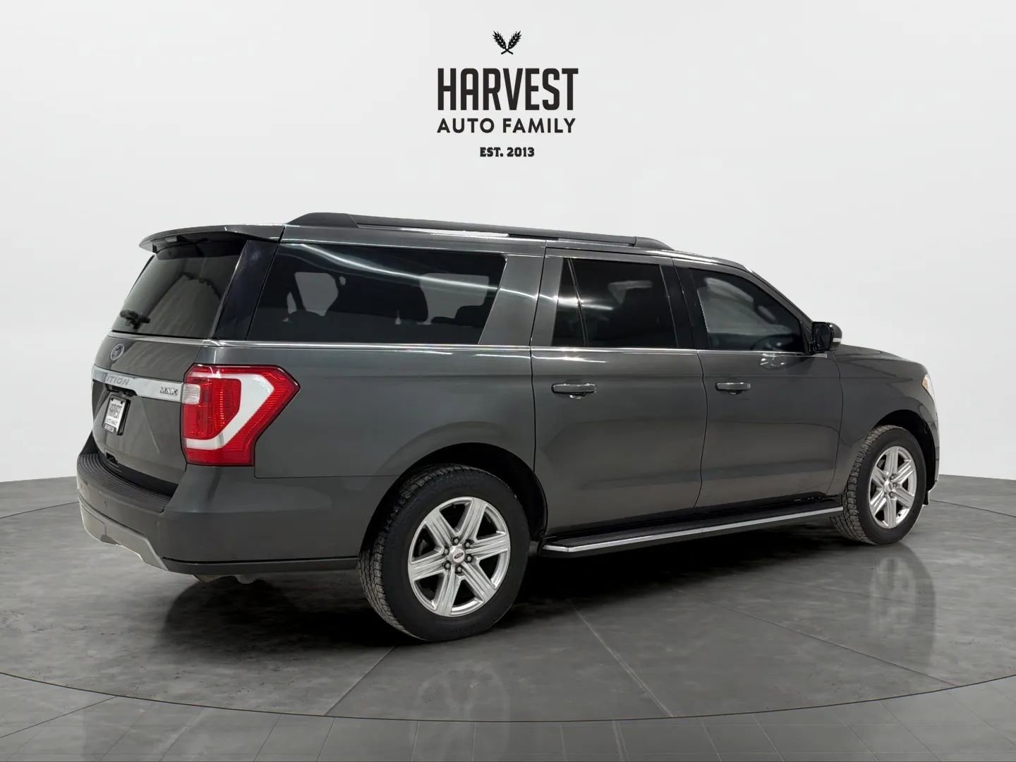 Used 2018 Ford Expedition Max XLT w/ Equipment Group 202A image 7