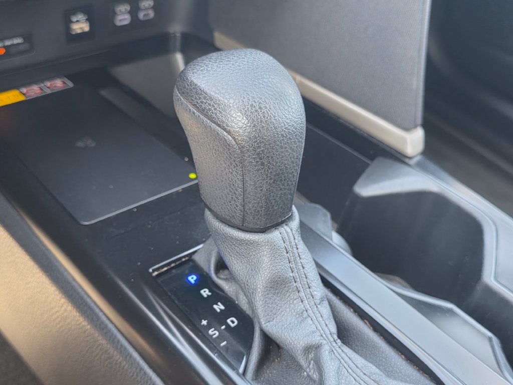 Used 2025 Toyota Camry LE FWD image 30