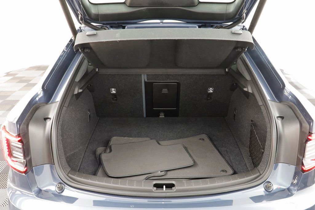 Used 2023 Polestar Polestar 2 Long Range Dual Motor w/ Pilot Pack image 18