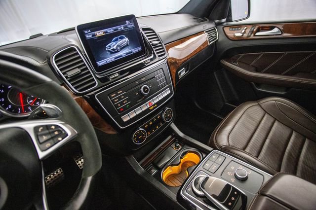 Used 2016 Mercedes-Benz GLE 63 AMG 4MATIC w/ Night Package image 51