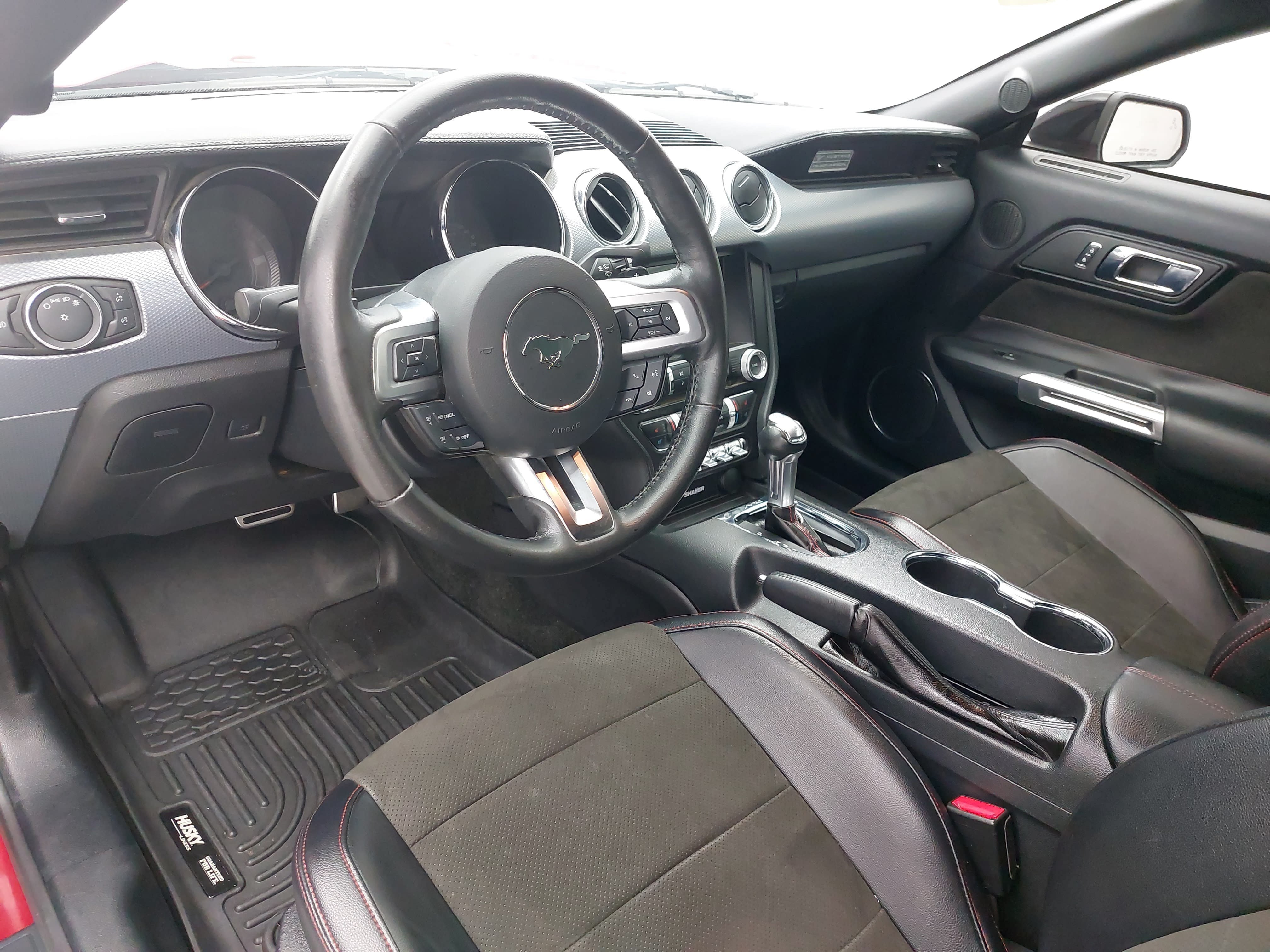 Used 2016 Ford Mustang GT Premium w/ Equipment Group 401A RWD image 17