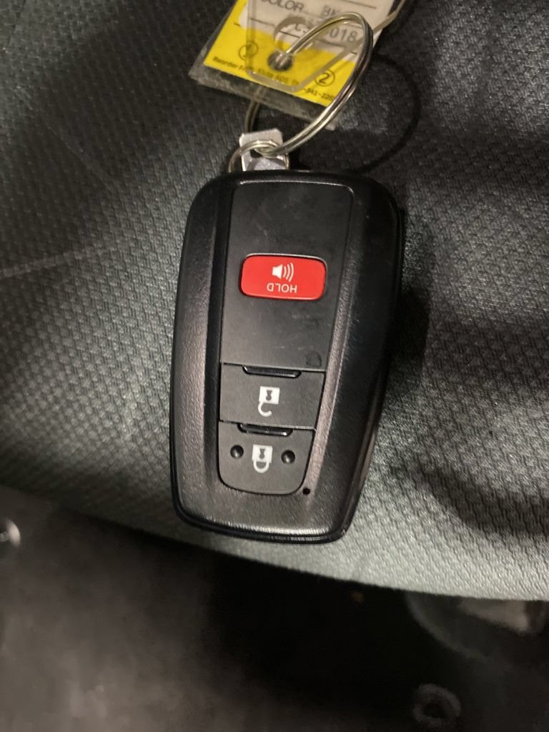 Used 2023 Toyota RAV4 XLE AWD/4WD image 25